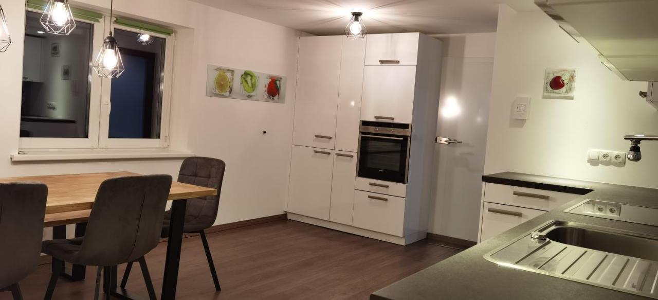 Haus Tisch * Schruns