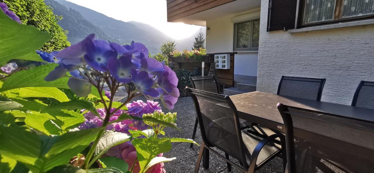 Haus Tisch Apartment Schruns