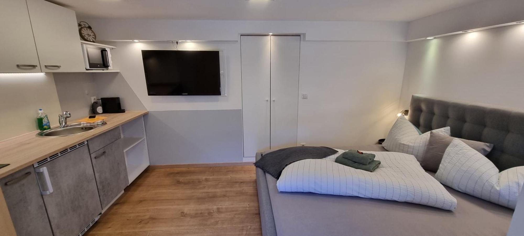 Haus Tisch * Schruns