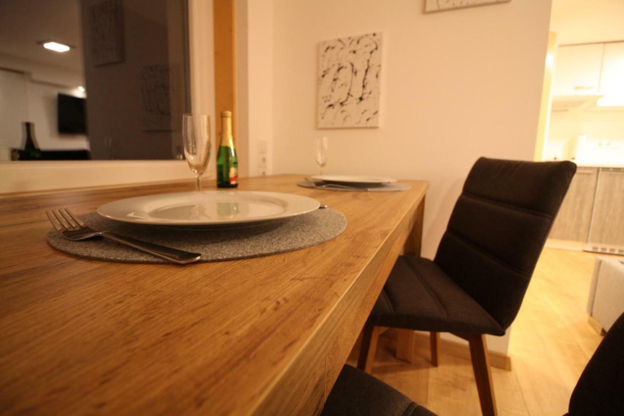 Haus Tisch *